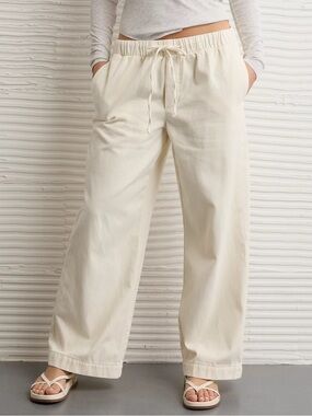 American Eagle ultra wide leg drawstring pants. Size 14. NWT